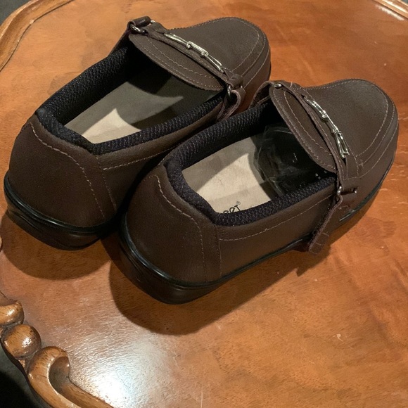 Orthofeet shoes - Picture 3 of 8